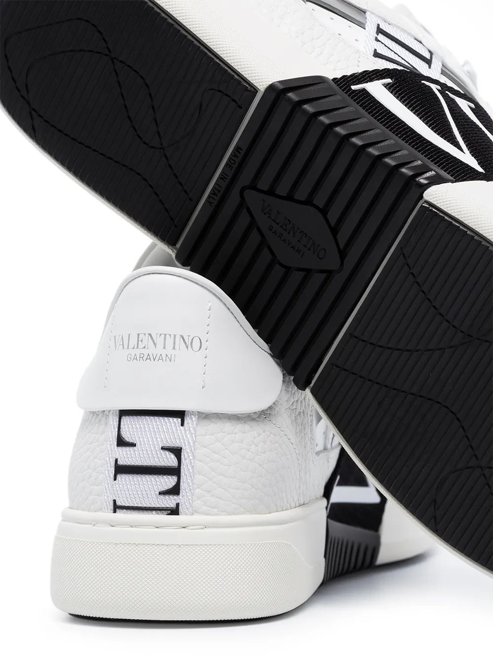 Valentino Garavani Vl7N Low-Top Leather Sneakers
