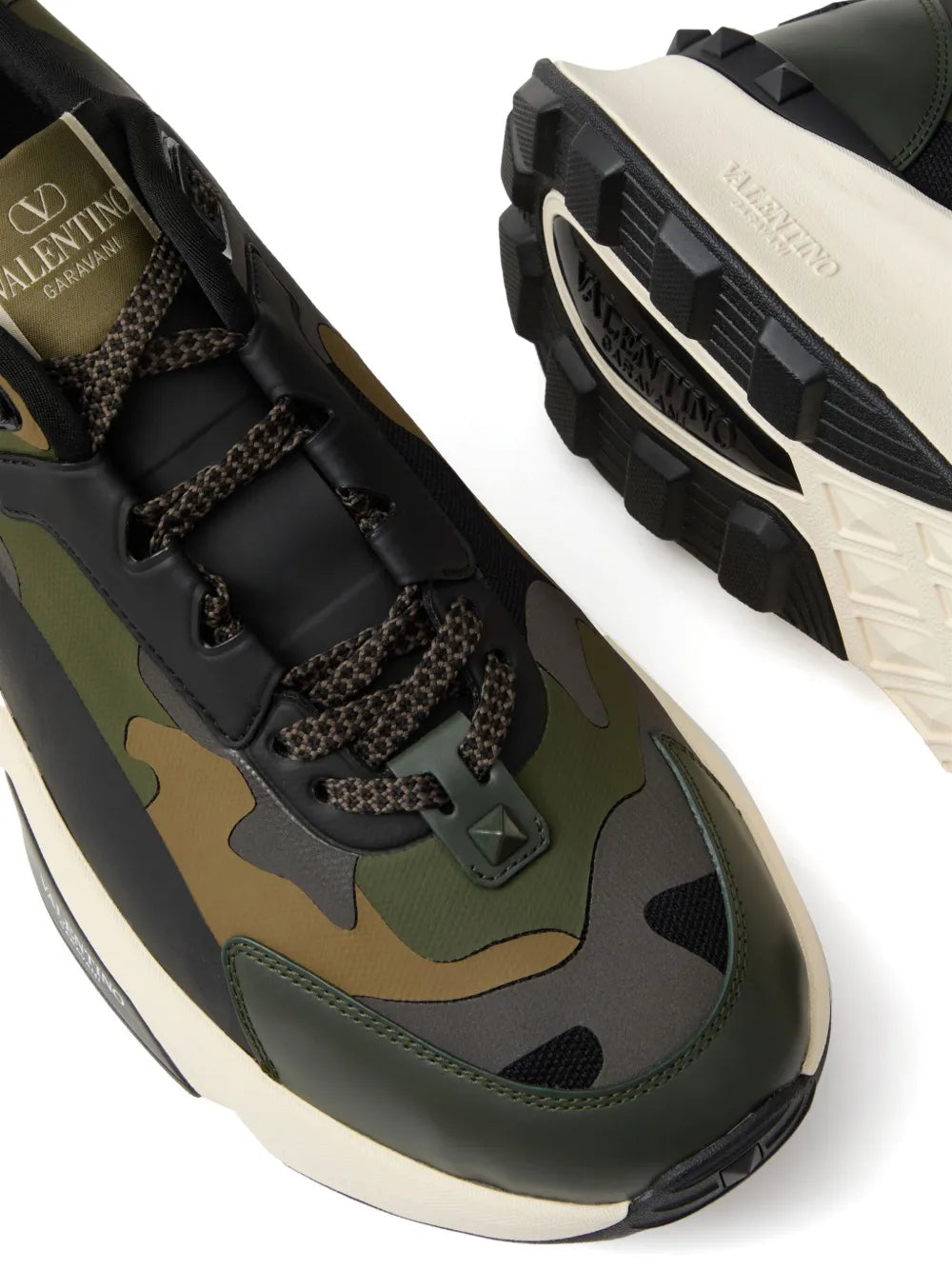 Valentino Garavani True Act Sneakers