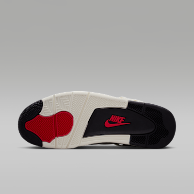 Air Jordan 4 Retro Flight Club