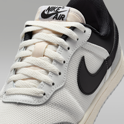 Air Jordan Skyline Low black